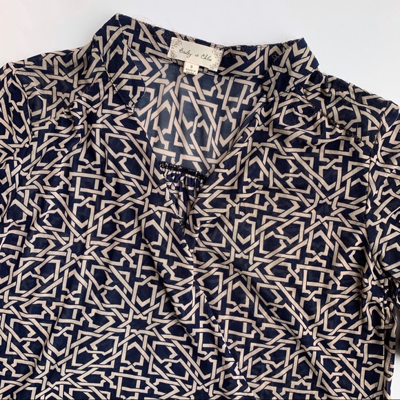 Anthropologie—Bailey & Chloe—Blue & Cream Blouse - Picture 2 of 8